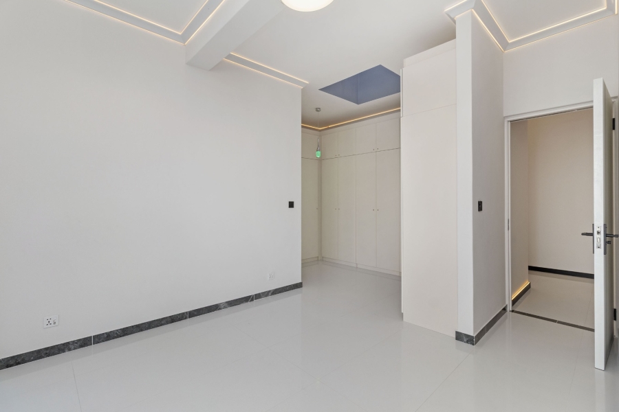 4 Bedroom Property for Sale in Sandown Western Cape